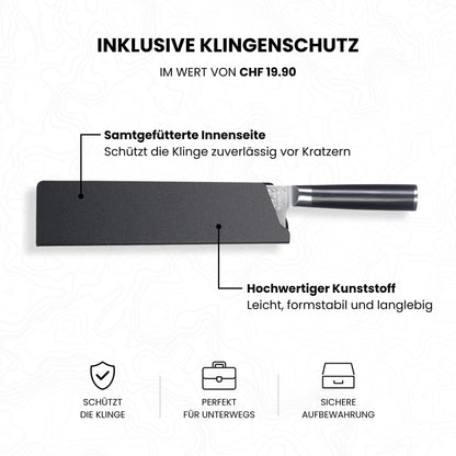 Kyotsu Klingenschutz für Chefmesser: hochwertiger Kunststoff mit samtgefütterter Innenseite schützt die Klinge zuverlässig vor Kratzern. Leicht, formstabil und langlebig, ideal für sichere Aufbewahrung und unterwegs.